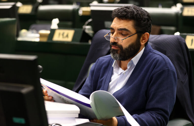 کلیات بودجه برای عدم توجه به مشکلات معشیتی مردم رد شد